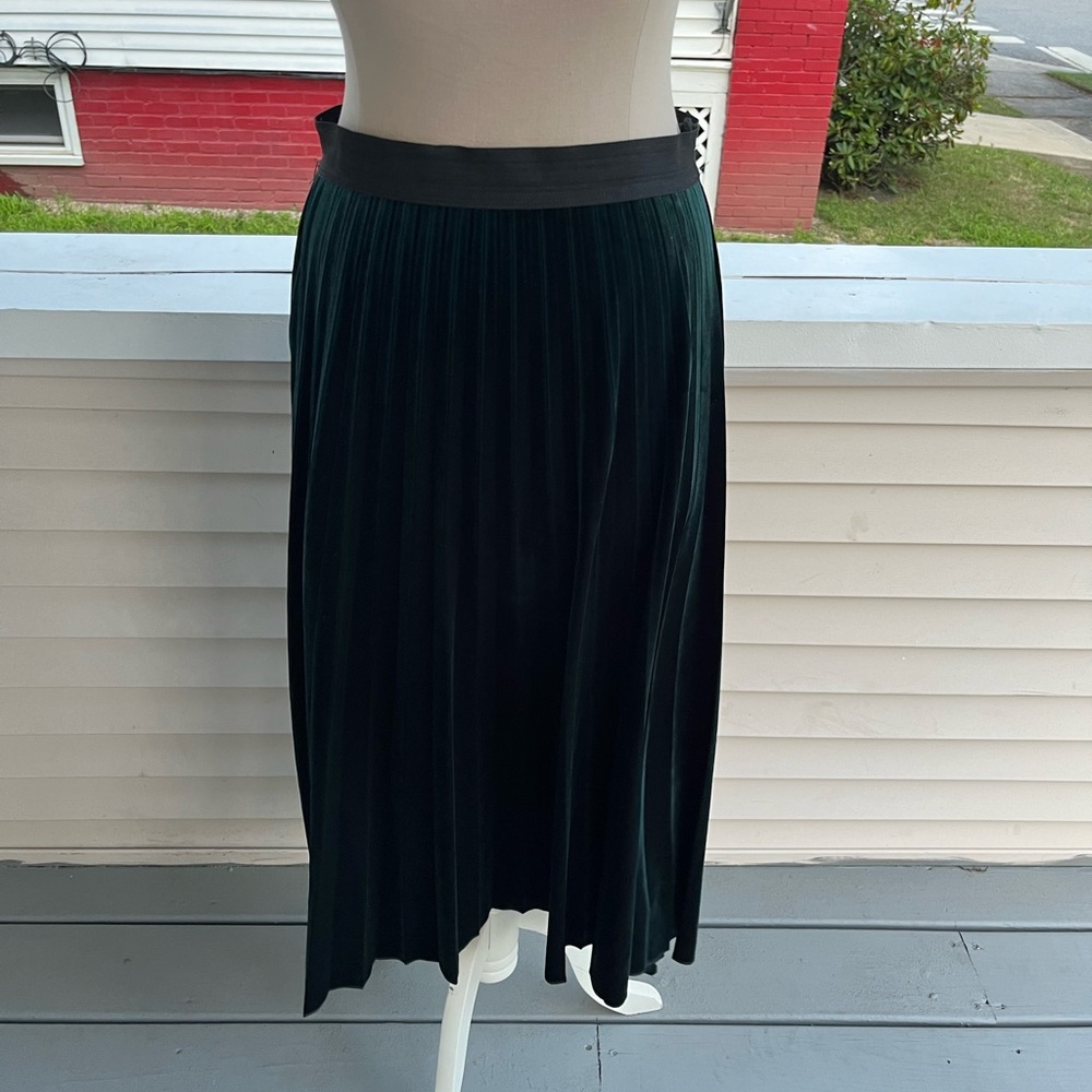 Sans Souci Pleated Velvet Skirt L Dark Green Elastic Waist Dressy Holiday VGUC